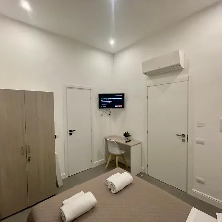 Sant Antonino First Floor Relais Πανσιόν *
